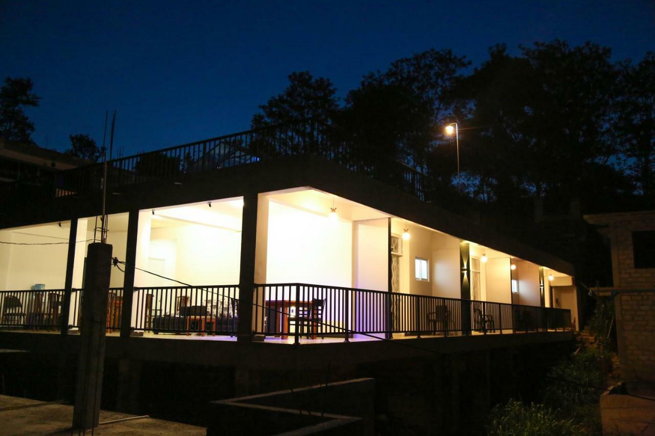 4 Aces Ella Hotel Buitenkant foto